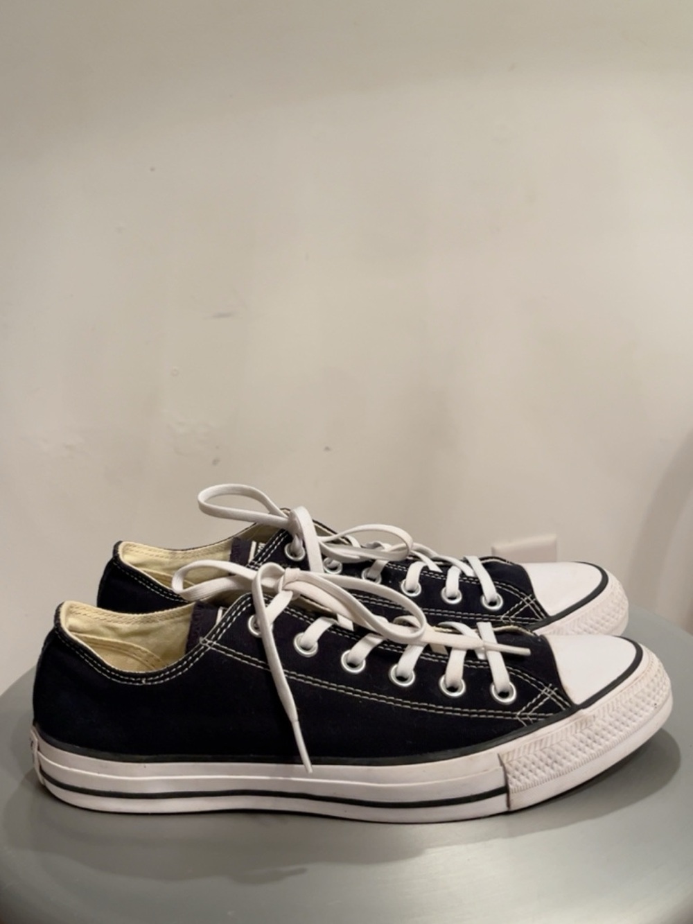 Converse Chuck Taylor All Star Low Top Black Canvas Sneakers Unisex Sz M 7 / W 9